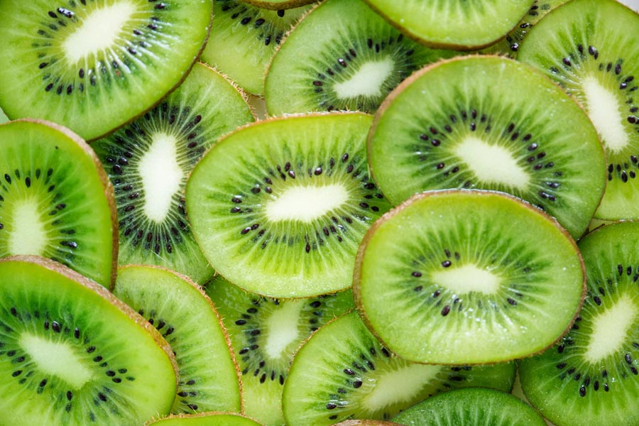 Add A Little Kiwifruit To Your Summer BBQ Everything Zoomer