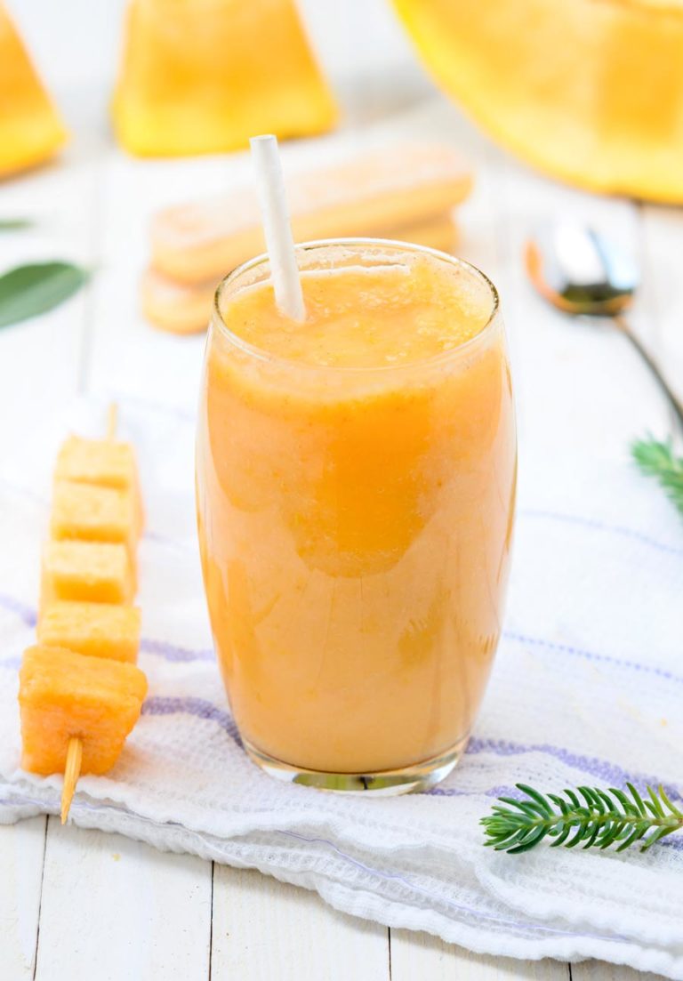 Recipe Banana, Mango & Honey Smoothie Everything Zoomer