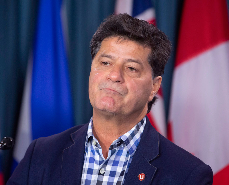 Union President Jerry Dias talks about his meeting with Trudeau on a strategy to prevent Oshawa plant closure.