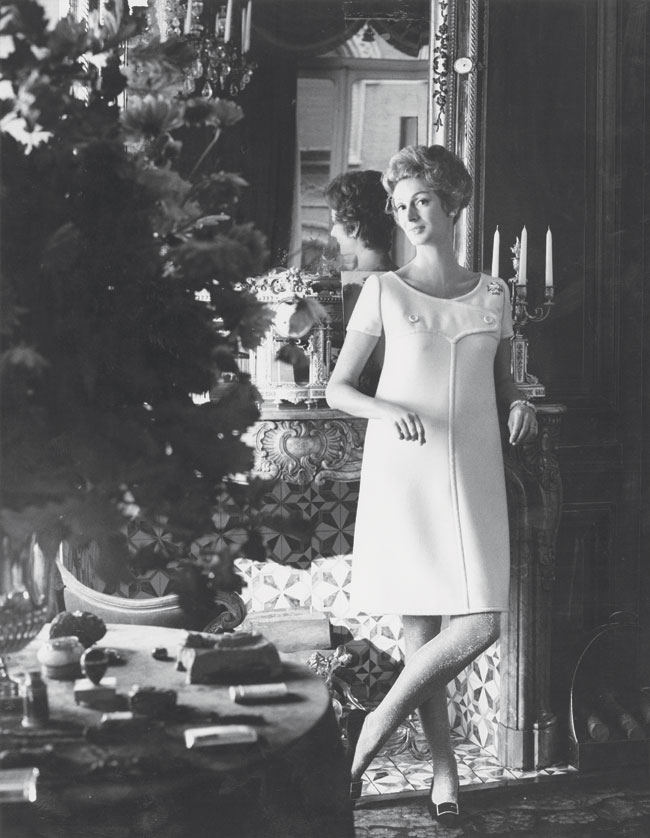 Donna Marella Angelli at her Turin home for Vogue, 1967.