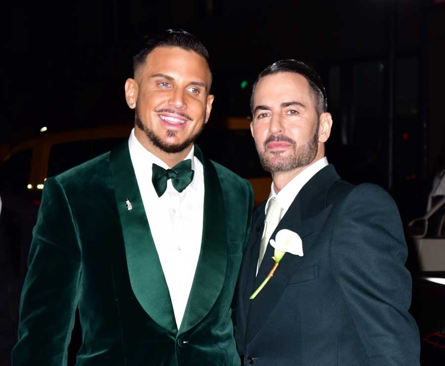 Char Defrancesco and Marc Jacobs arrive to The Grill and The Pool on April 6, 2019 in New York City. (Photo by James Devaney/GC Images)