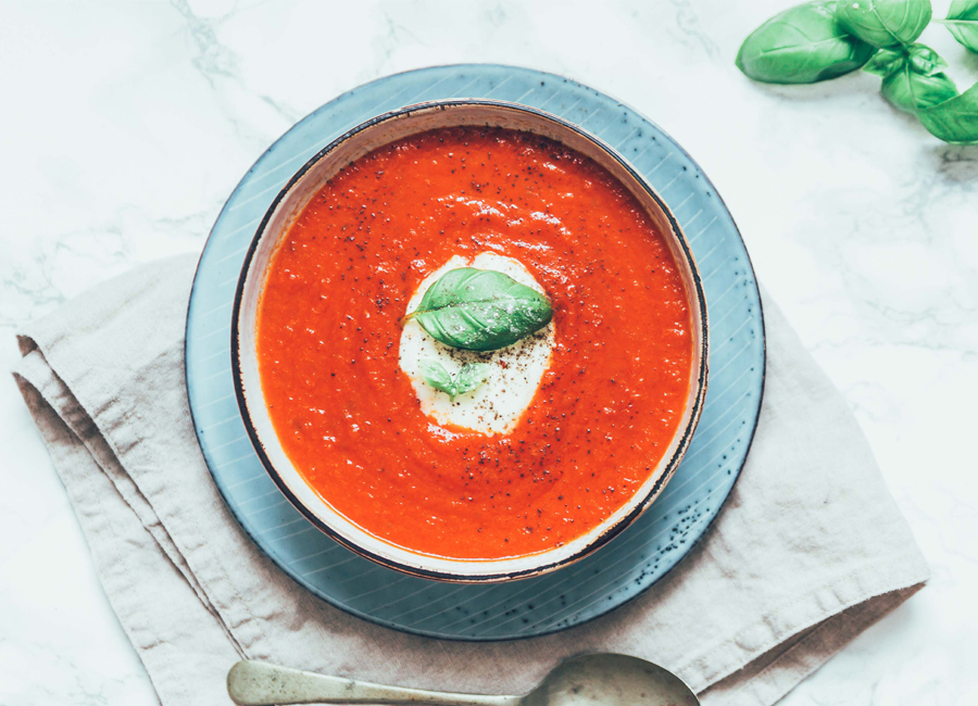 Roasted Tomato Soup - Everything Zoomer