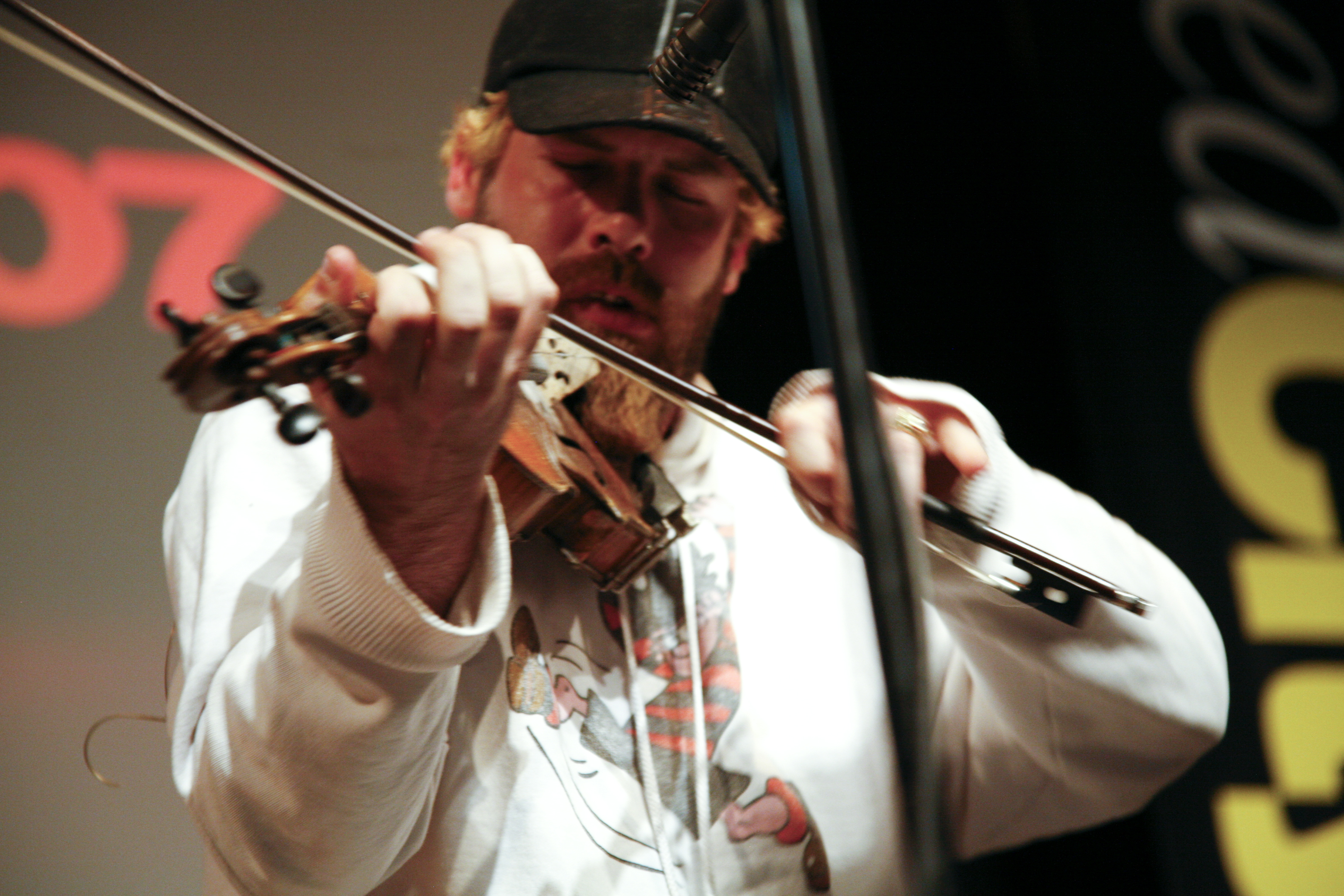 Ashley MacIsaac ideacity