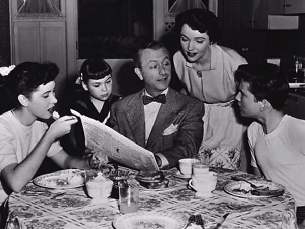 Remembering the Fabulous 50's - Zoomer Radio AM740
