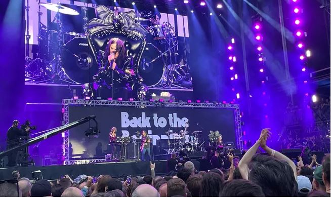 ozzy osbourne final show live