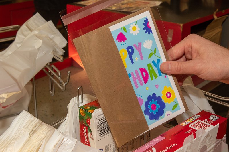 Card Isle greeting in bag