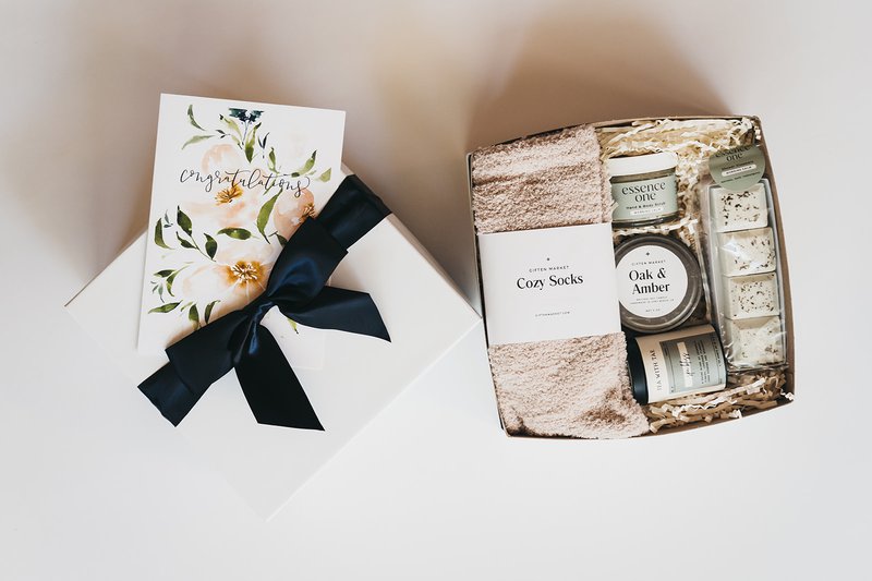 Giften Market x Card Isle