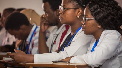 If you have a background in nursing, nephrology, psychiatry or public health, these might be the positions for you!