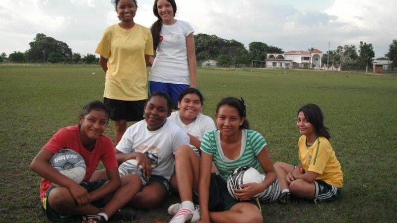 Macias's focus on getting to know and understand her community made her a highly effective Volunteer.