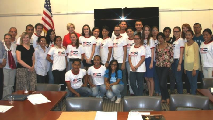 Peace Corps Nicaragua Volunteers Tim Kruth and Evelyn Cervantes, Peter Hach (Volunteer Support APCD) with other participants