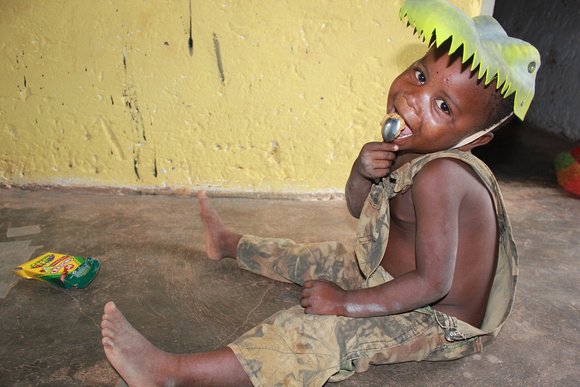 3. Eat peanut butter with a spoon. (Mozambique)