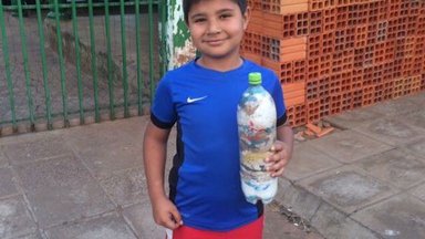 Student with his bottled became an eco-brick