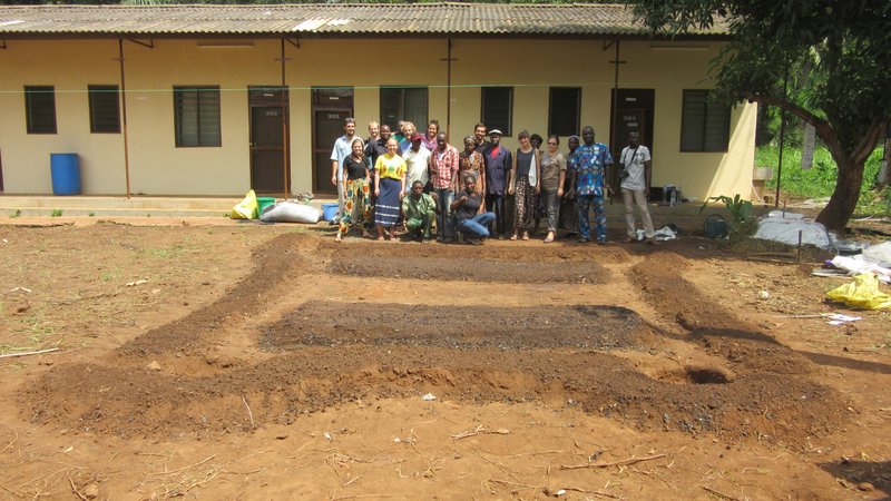 The finished product – we planted aloe, corn, beans, swiss chard and lemongrass after this!