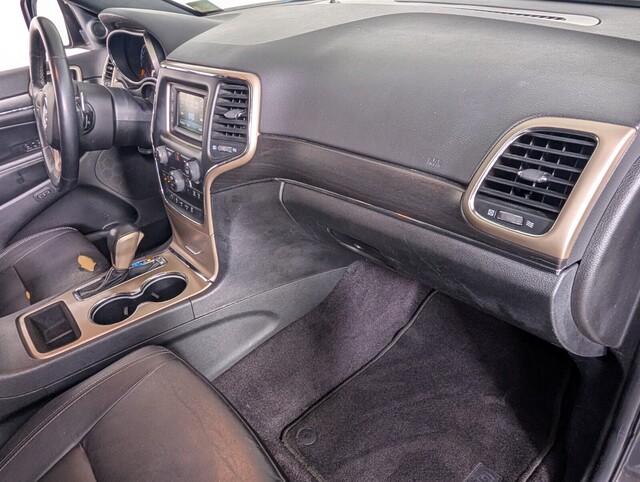 used 2017 Jeep Grand Cherokee car, priced at $13,000