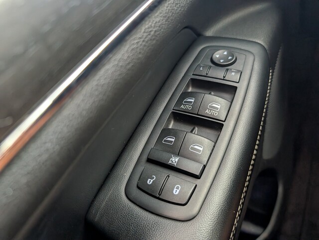 used 2017 Jeep Grand Cherokee car, priced at $13,000