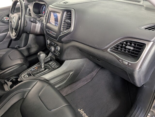 used 2019 Jeep Cherokee car, priced at $11,000