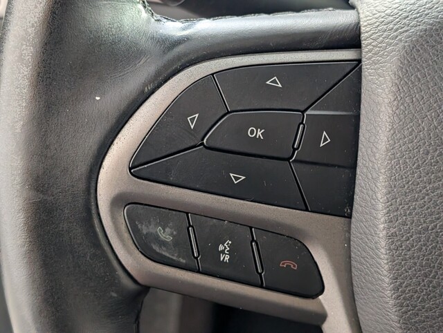 used 2019 Jeep Cherokee car, priced at $11,000