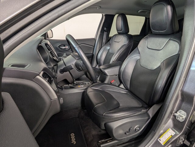 used 2019 Jeep Cherokee car, priced at $11,000