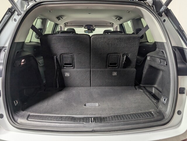 used 2023 Jeep GRAND CHEROKEE L car, priced at $26,000
