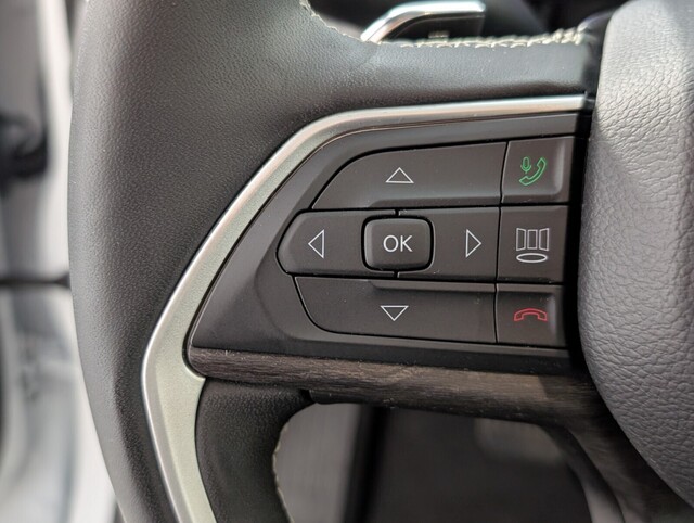 used 2023 Jeep GRAND CHEROKEE L car, priced at $26,000