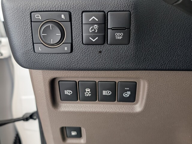 used 2022 Lexus GX car, priced at $45,000