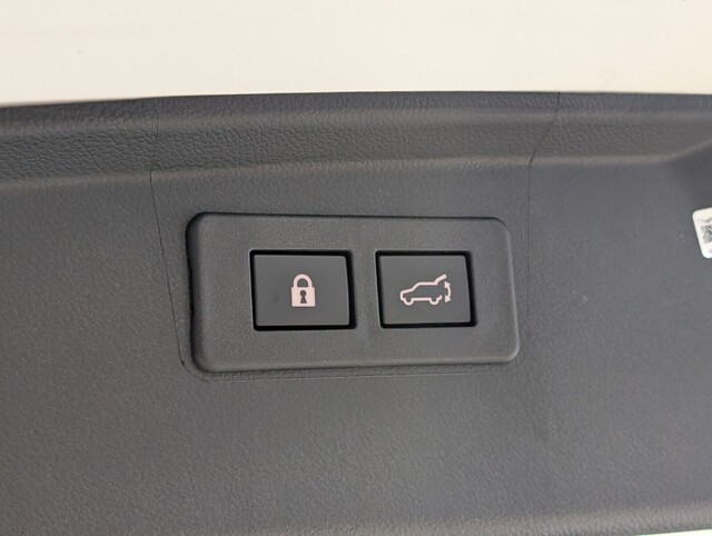used 2025 Subaru Outback car, priced at $33,500