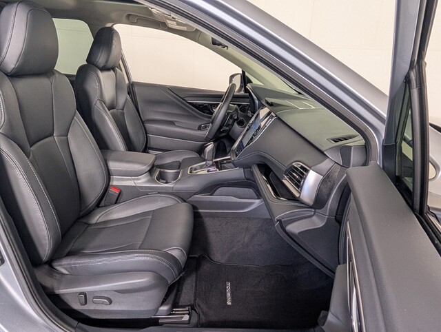 used 2025 Subaru Outback car, priced at $37,000