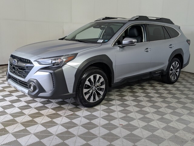used 2025 Subaru Outback car, priced at $37,000