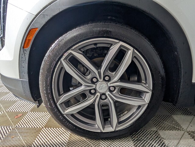 used 2019 Cadillac XT4 car, priced at $19,000