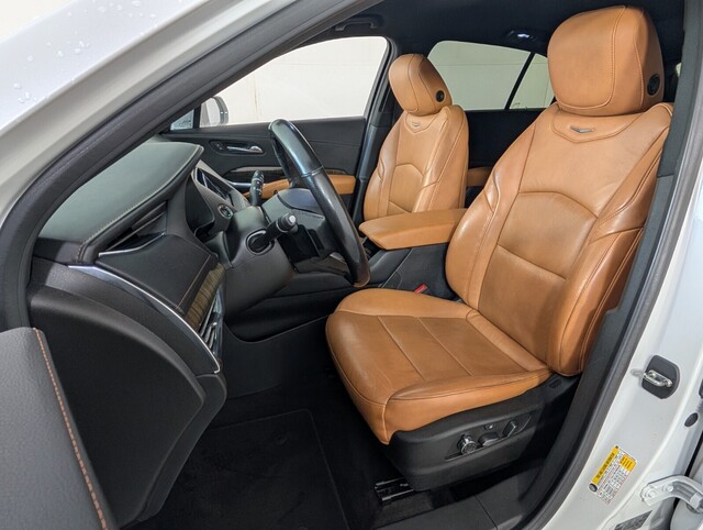 used 2019 Cadillac XT4 car, priced at $19,000