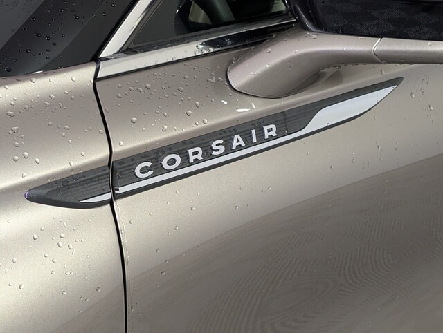 used 2021 Lincoln Corsair car, priced at $25,488