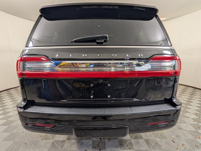 used 2020 Lincoln Navigator car, priced at $38,900