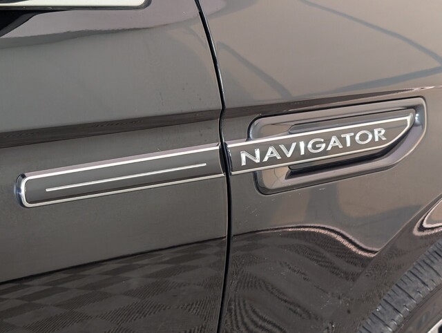 used 2020 Lincoln Navigator car, priced at $38,900