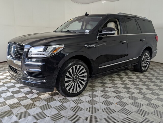 used 2020 Lincoln Navigator car, priced at $38,900