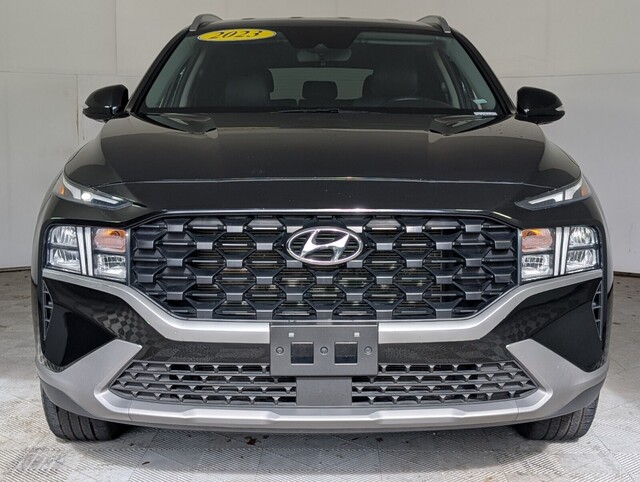 used 2023 Hyundai Santa Fe car, priced at $21,500