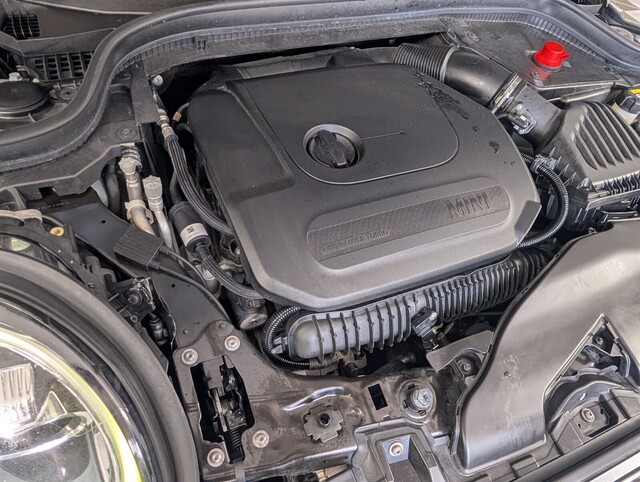 used 2021 MINI HARDTOP 4 DOOR car, priced at $19,500