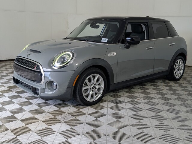 used 2021 MINI HARDTOP 4 DOOR car, priced at $19,500