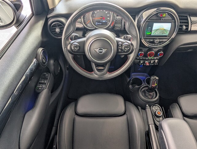 used 2021 MINI HARDTOP 4 DOOR car, priced at $19,500