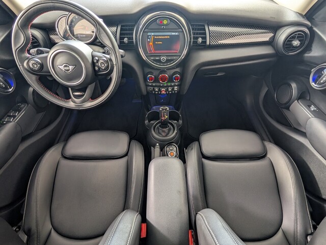 used 2021 MINI HARDTOP 4 DOOR car, priced at $19,500