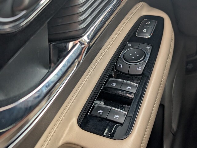 used 2020 Lincoln Corsair car, priced at $20,000