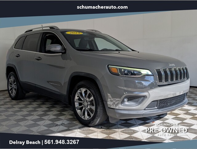 used 2019 Jeep Cherokee car, priced at $13,500