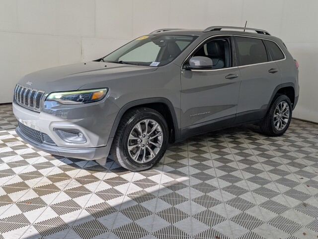 used 2019 Jeep Cherokee car, priced at $13,500