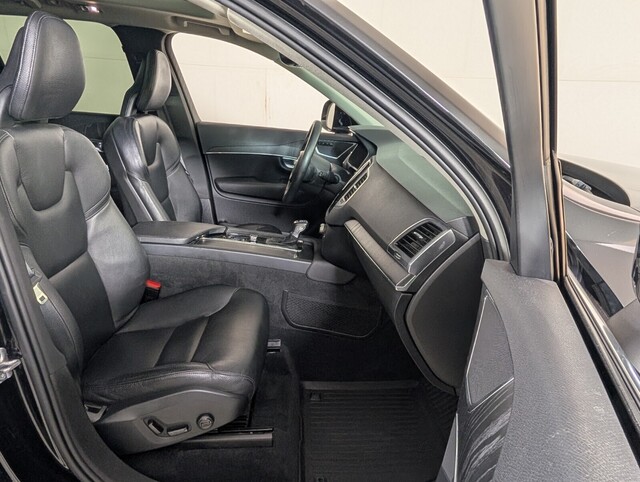 used 2020 Volvo XC90 car, priced at $23,000