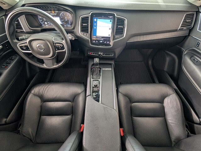 used 2020 Volvo XC90 car, priced at $23,000