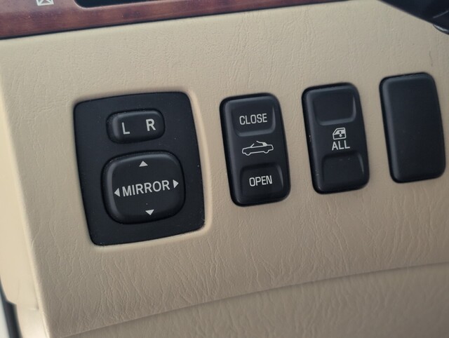 used 2008 Toyota SOLARA car, priced at $13,000