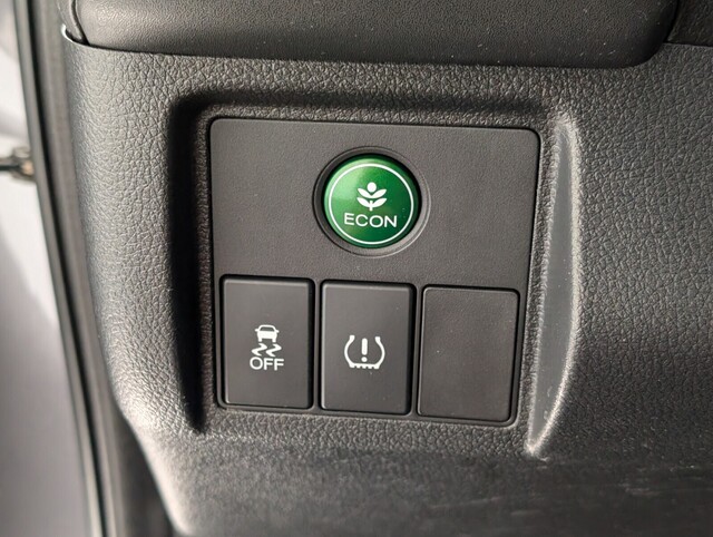 used 2021 Honda HR-V car, priced at $17,000