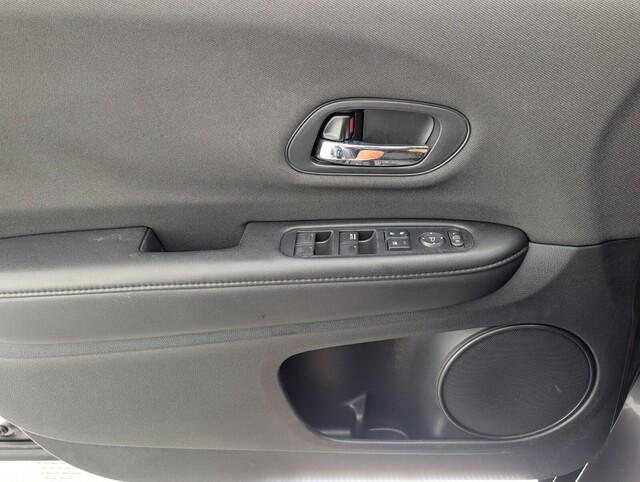 used 2021 Honda HR-V car, priced at $17,000