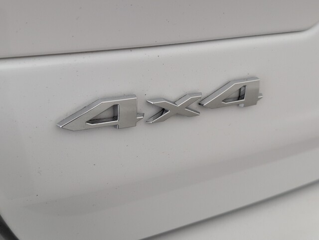 used 2023 Jeep Grand Cherokee car, priced at $26,998