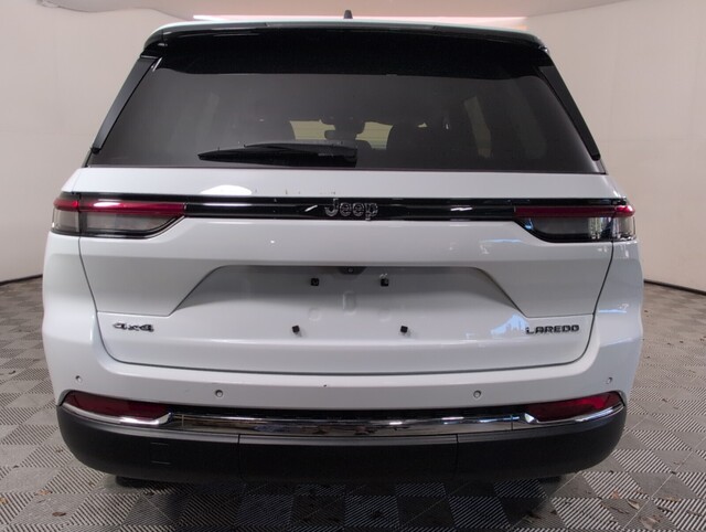 used 2023 Jeep Grand Cherokee car, priced at $26,998