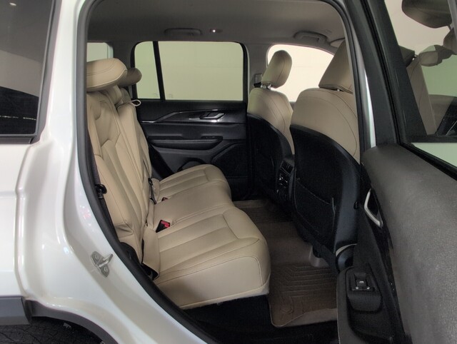 used 2023 Jeep Grand Cherokee car, priced at $26,998